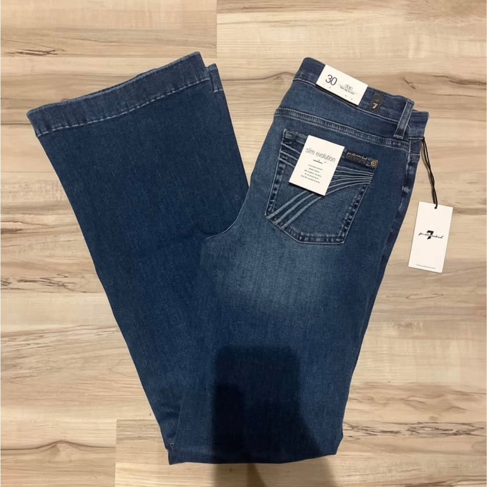 7 For All Mankind Women's Dark Blue Flare Jeans